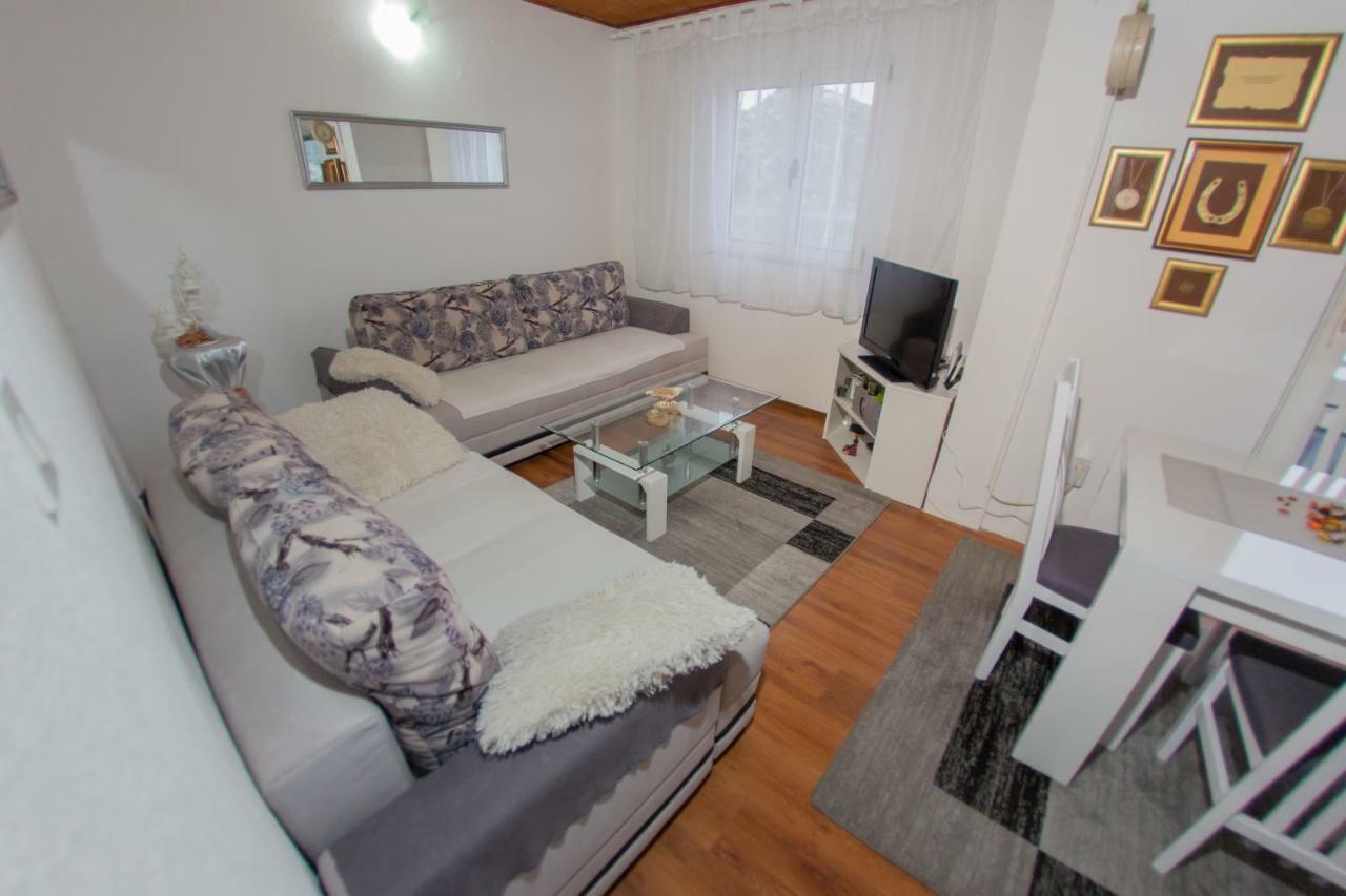 Apartmani Sunset Rogotin Exterior photo